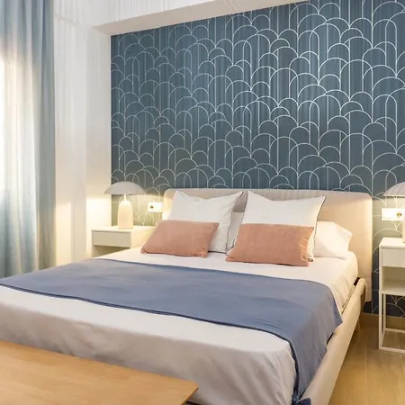 Modern Center Apartment